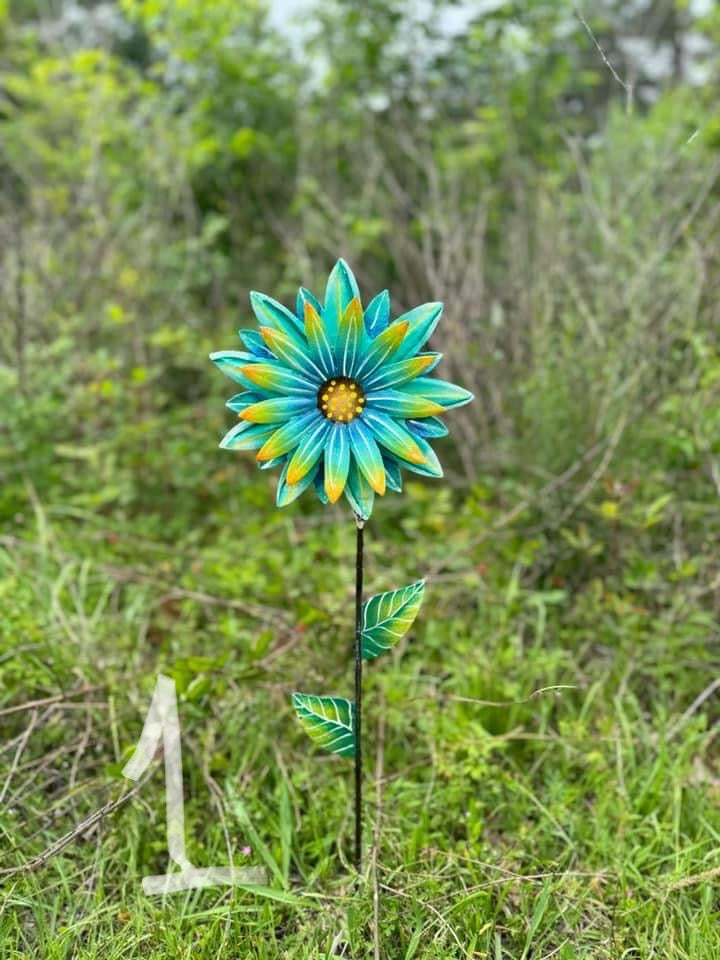 Flower Yard Stake - Green Multi